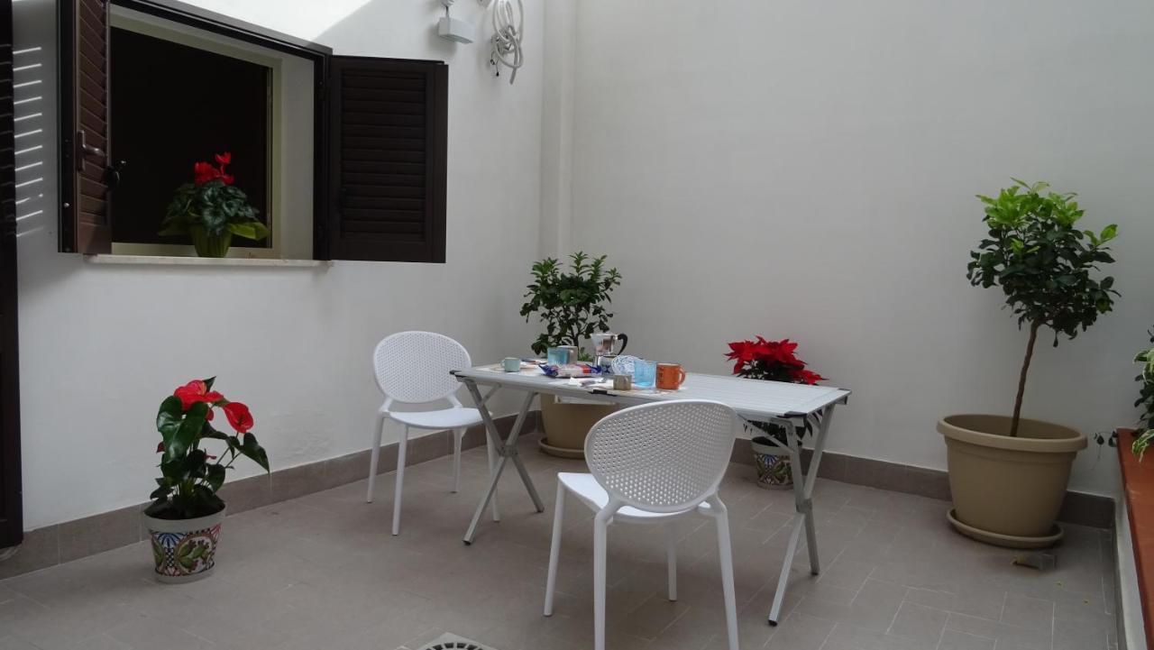Il Giardino Segreto Daire Palermo Dış mekan fotoğraf